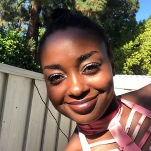 Meet your Posher, Najah